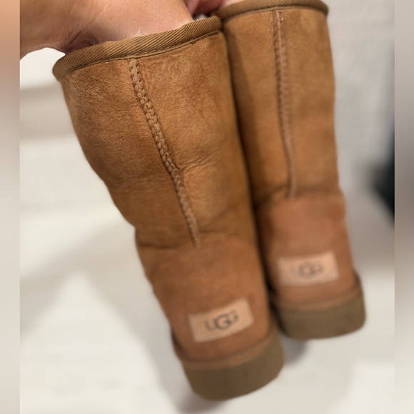 UGG Tan Sheepskin Boots - Picture 6 of 8